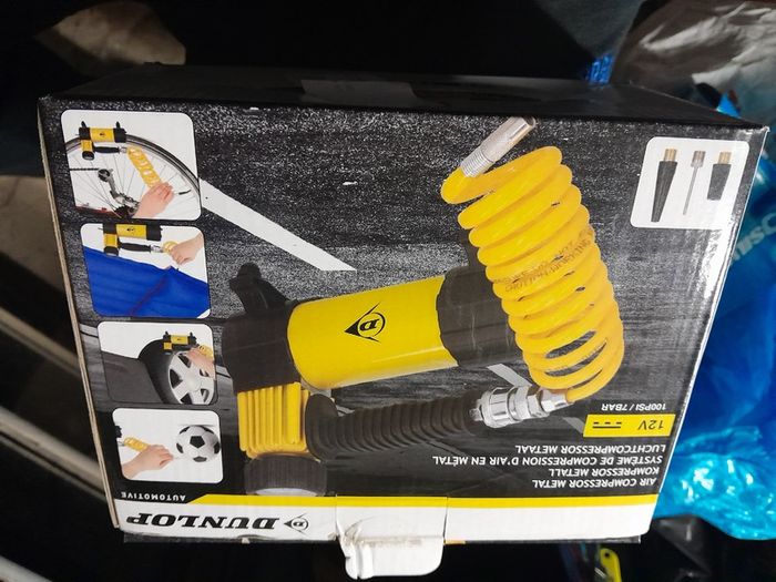 Dunlop compressor for car