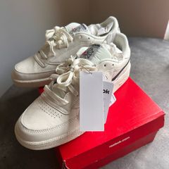 Tennis Shoes