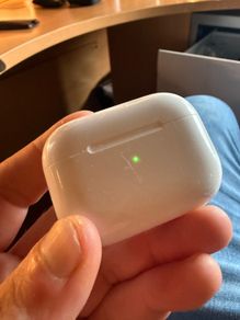 Apple AirPods Pro 2nd Gen (Case Only)