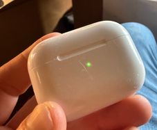 Apple AirPods Pro 2nd Gen (Case Only)