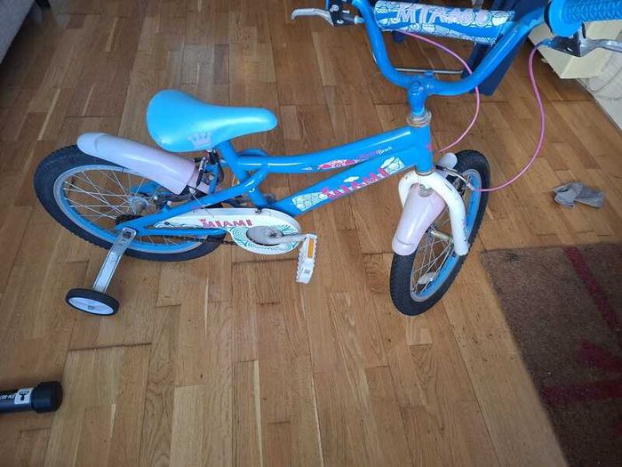 Kids bike