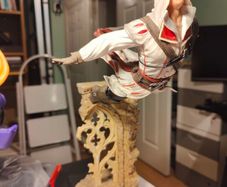 Assassins Creed Ezio Leap of Faith figure (minor damage)