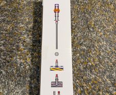 Dyson v15 detect absolute Brand New Sealed RRR 749