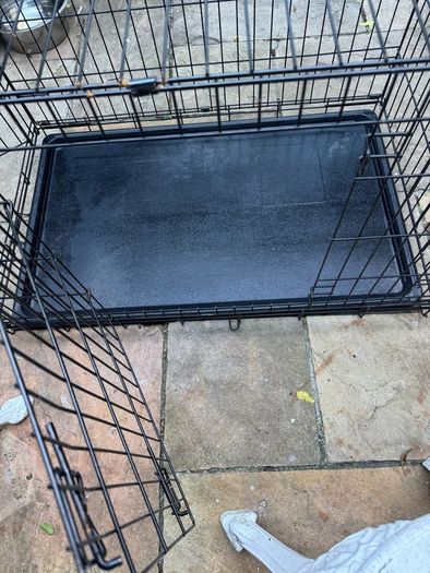 Dog cage/crate