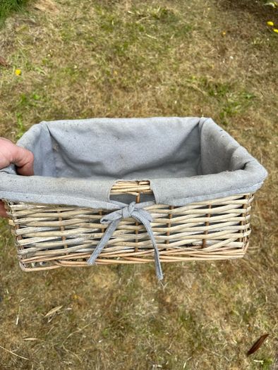 Storage box