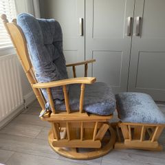 Nursing and feeding chair