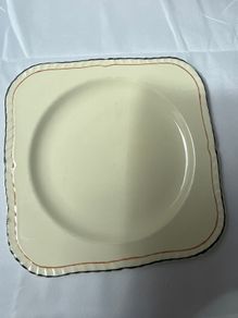 Bread / Cake Plate