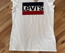 Levi's t shirt age 16 brand new with tags!