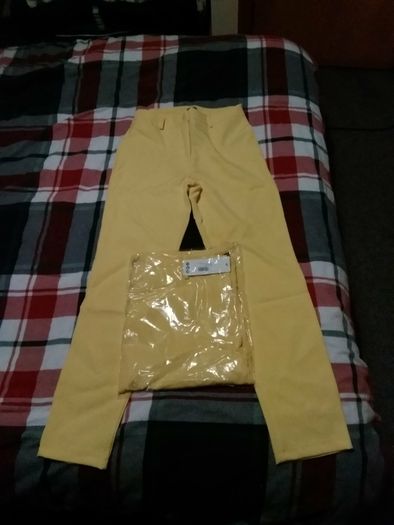 boohoo tapered trousers