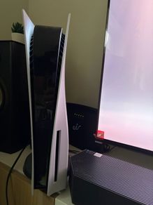 PS5 w/ disk unit