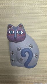 Ceramic cat ornament