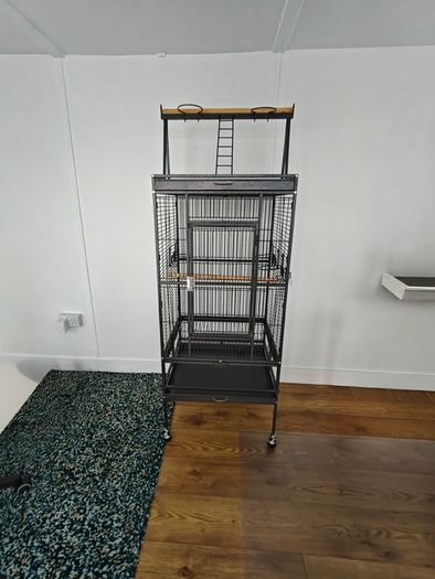 Bird / Parrot Cage