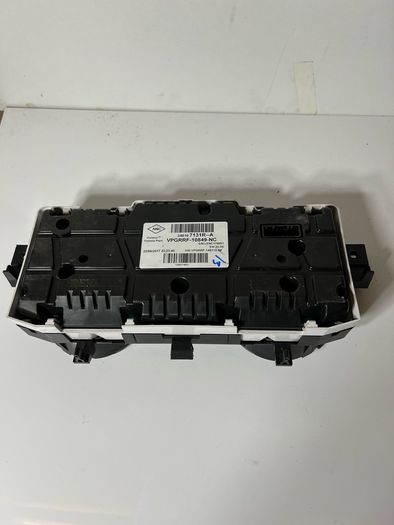 Control panel Renault Captur 248107131R VPGRRF-10849-NC Speedometer 2017 a1l1b62s