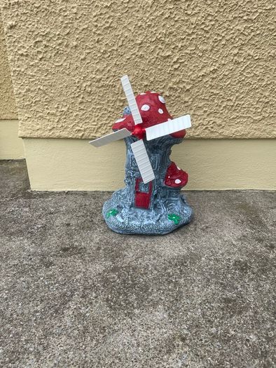 garden ornaments