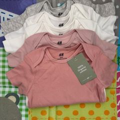 Baby bodysuit H&M New