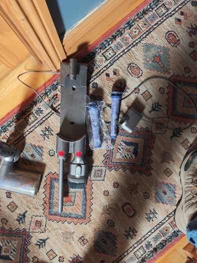 Dyson V7 Motorhead