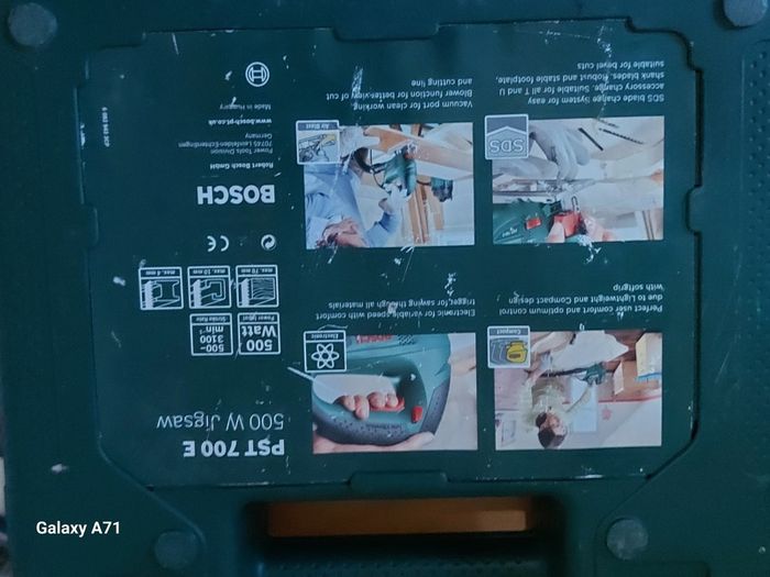 BOSCHE PST 700E 500W  Jigsaw in a case, works perfect, excellent condition
