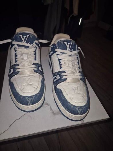 mens LV runners