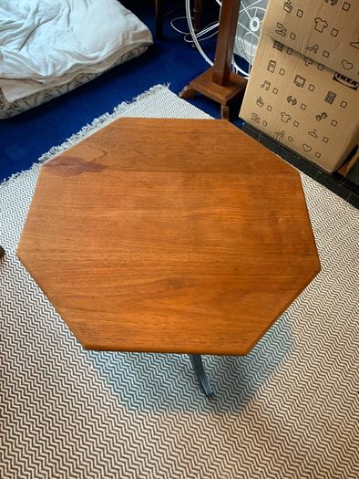 Free tables etc