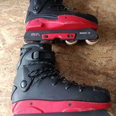 Vintage Cougar Black & Red Aggressive Inline Skates