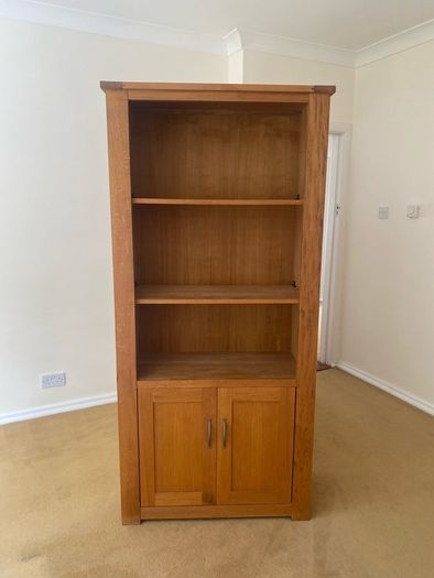 display cabinet / bookcase with a lower cupboard.