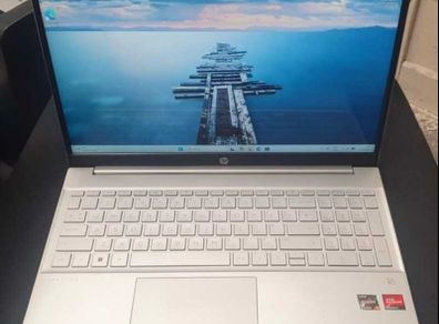 Laptop