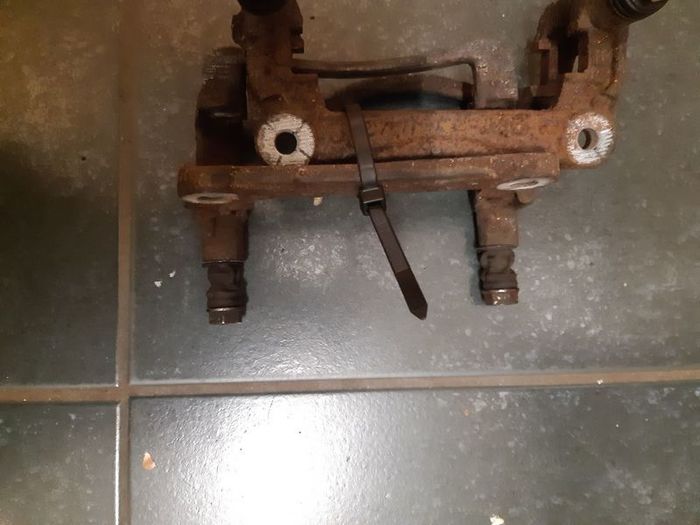 mr2 sw20 rev 1/2 front cailper carrier