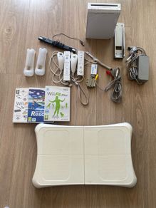 Nintendo Wii console set