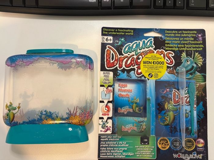 Aqua Dragons container & kit