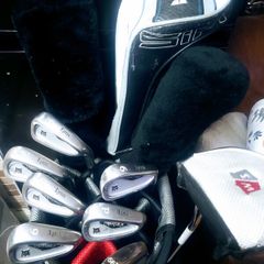 Set of Golf Clubs