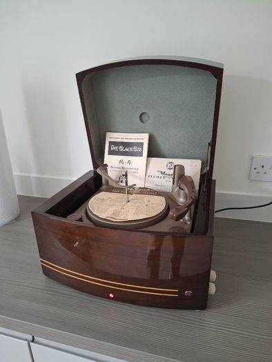 mid century PYE BLACK BOX  record player. Designed by Robin Day.  Mint condition.
