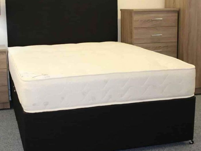 Brand New 5ft King  Stylish,divan Beds With Optional Tufted Mattresses Instock. Multiple Headboard Designs And Drawers Option Available.