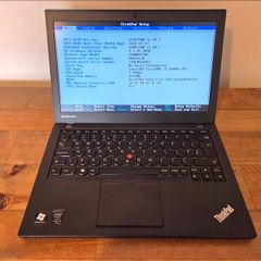 Lenovo ThinkPad X240 (i5 / 8GB / 240GB) + AC/DC Power Adapter