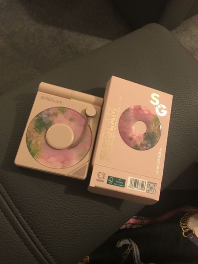 Vinyl pop pallet