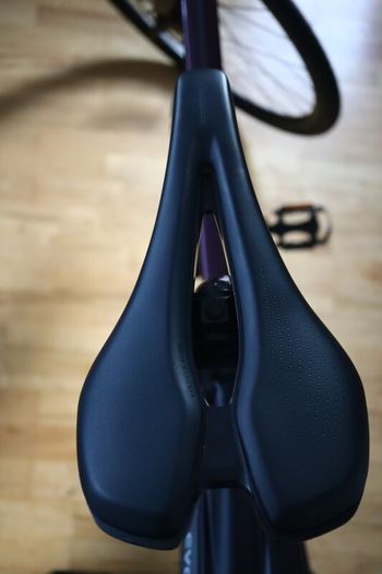 Giant Fastroad - SL1 - Medium - Wine Purple Road Bike