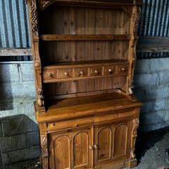 Kitchen dresser