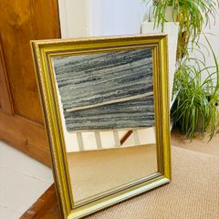 Gold mirror