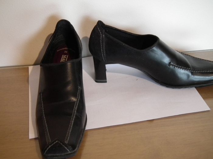 ladies shoes