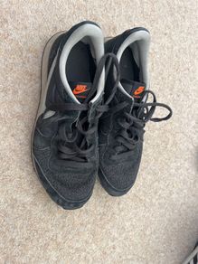 Nike internationalist trainers UK8