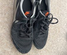 Nike internationalist trainers UK8