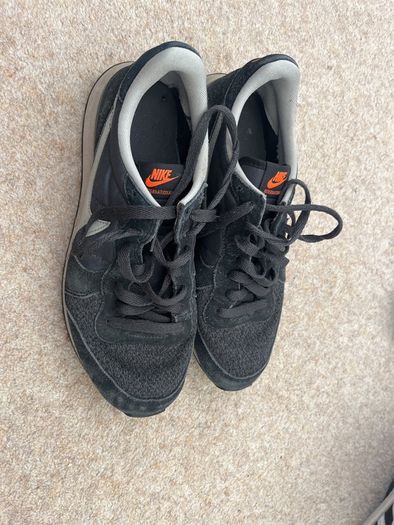 Nike internationalist trainers UK8