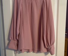 Beautiful pink blouse BNWT