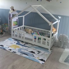 Toddler Floor Bed / Kids House Bed with Mattress