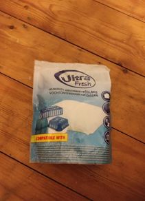 Dehumidifier granules