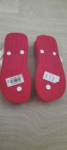 brand new Minnie Mouse sandals size EUR 27/28
