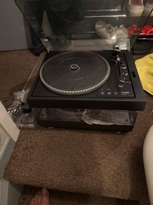 Thorens tt 105
