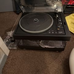 Thorens tt 105