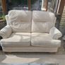 3 2 1 Sofa Image 2