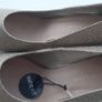 New Look Gold Heel Shoes BNWT Image 2