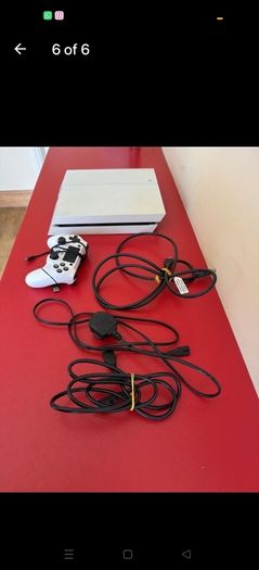 PlayStation 4 PS4 500GB. Disc version